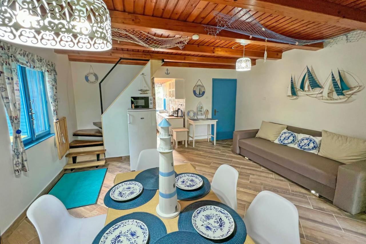 Villa Popeye Jakuzzis Nyaralohaz Békésszentandrás エクステリア 写真